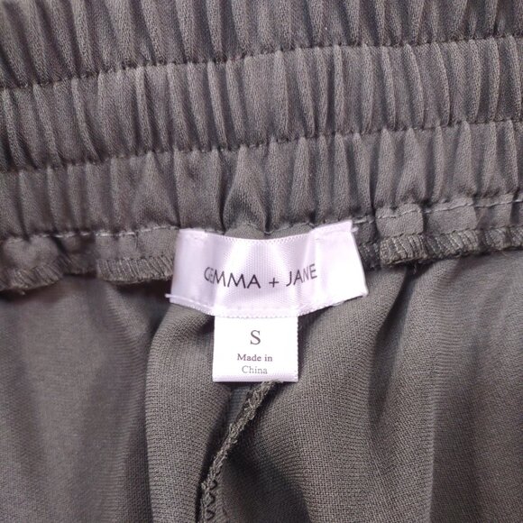 Gemma & Jane Flowy Cargos, Polyester Feel, Size Small - Picture 6 of 8